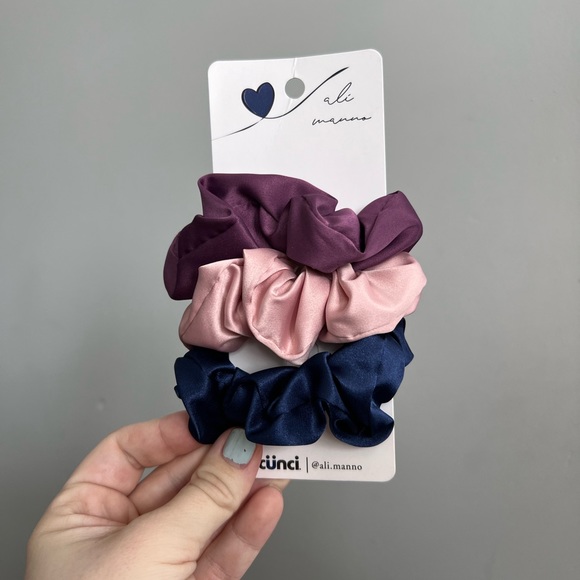 Scunchi x Ali Manno Hair Ties Scrunchies 3 Pack - Picture 1 of 5
